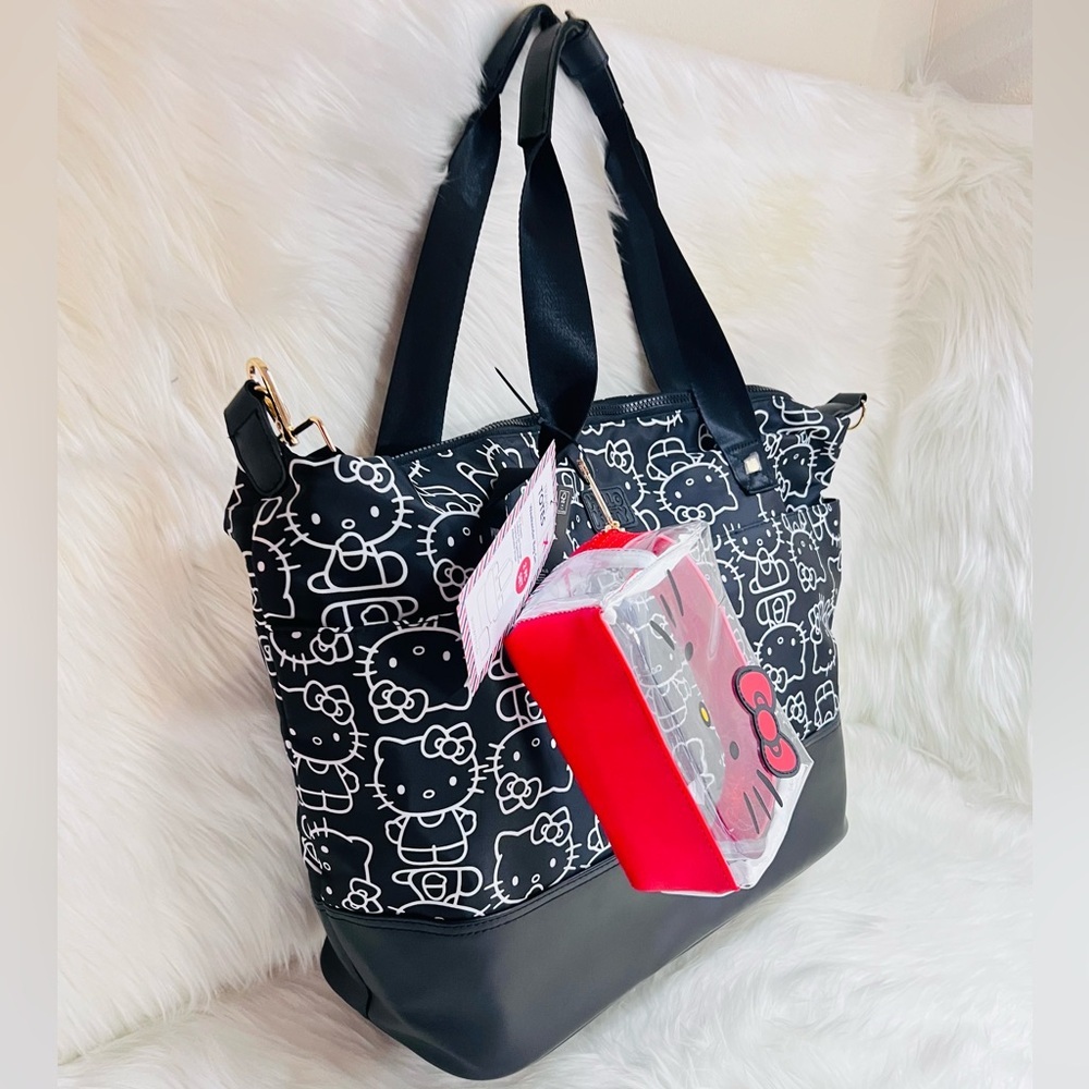 Hello Kitty Weekender 2pc Set - Picture 2 of 6